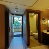 Holiday Inn Resort Phuket - Busakorn Wing - Villa Room Bathroom_2