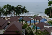 Kacha Resort and Spa - Swimming Pool - Seaside