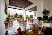 Plaza Athne Bangkok - The view with tropical garden view